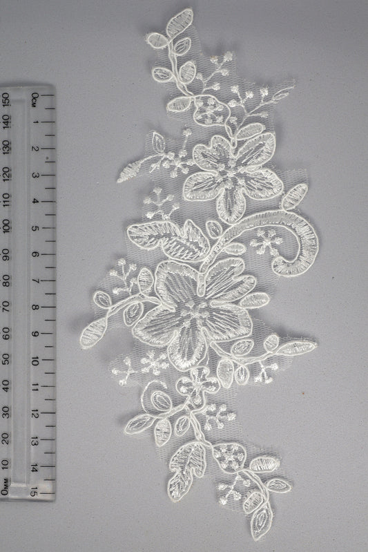 Off White - Alba Lace Floral Applique