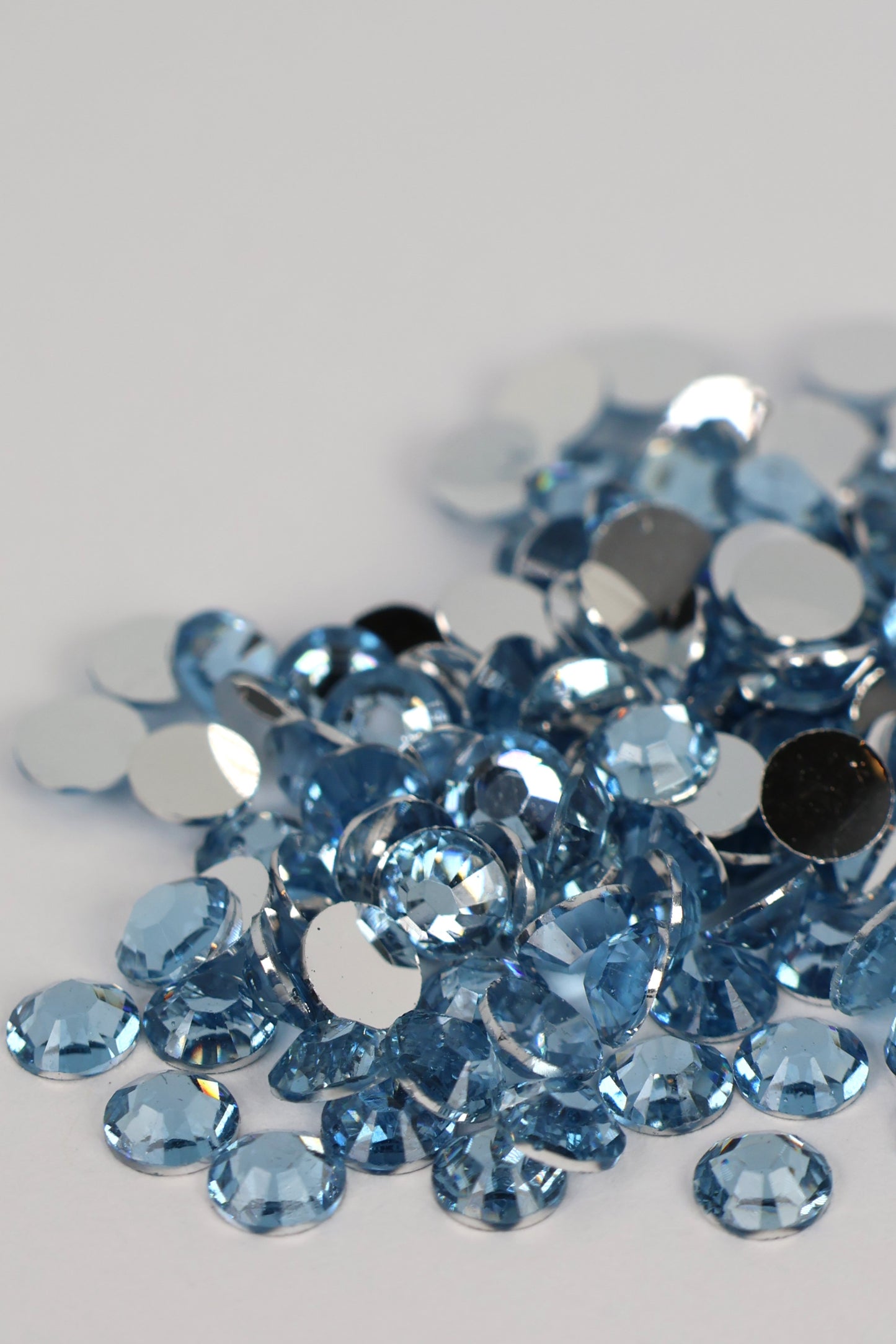 Light Sapphire (Resin)